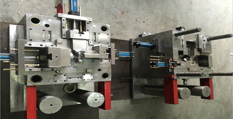Automobile mold
